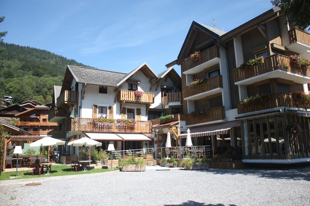 Logis Hotel Gai Soleil Samoens Ngoại thất bức ảnh